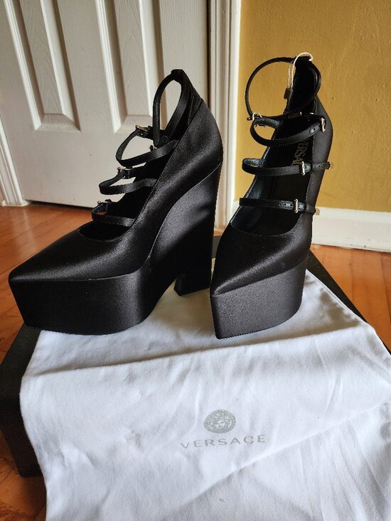 Versace Shoes - Versace Black Heels